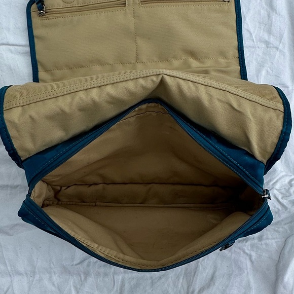 Teal Coach Toiletry Bag - Picture 9 of 11